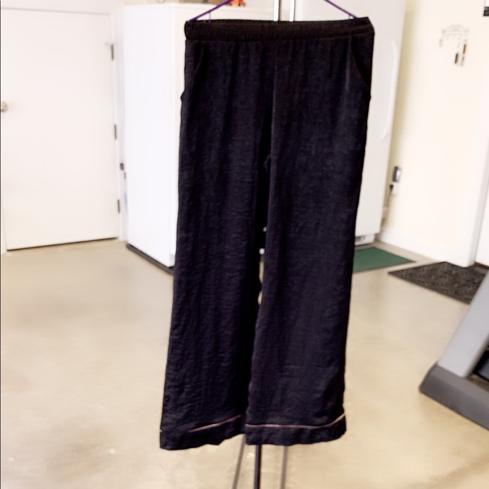 Wide leg silky pants